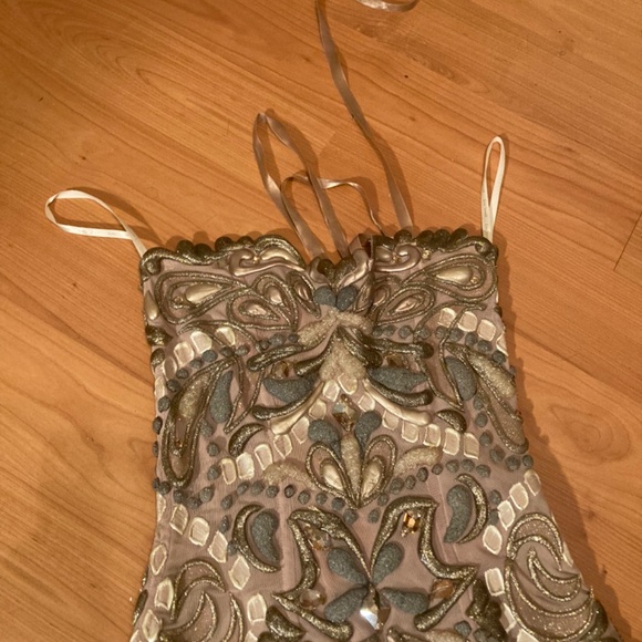 Ema Savahl Couture Dress - Picture 5 of 15